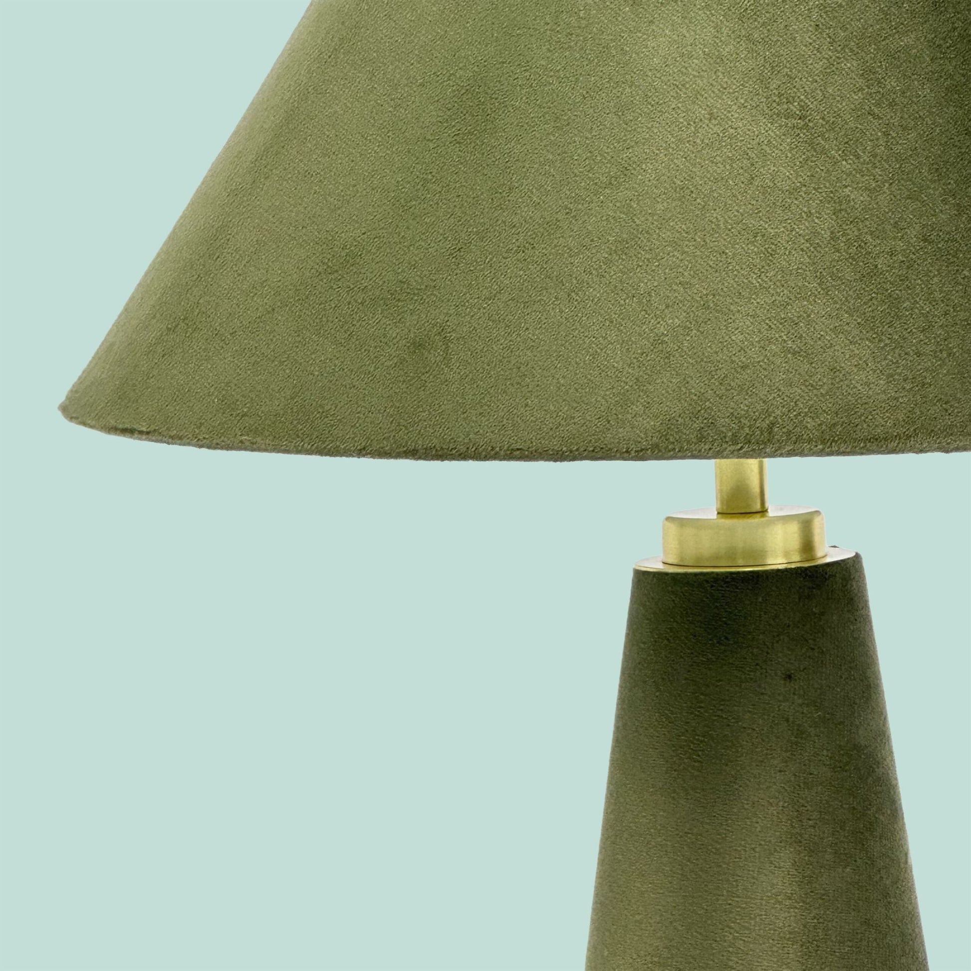 Tischlampe mit Samtschirm Gold-Grün von Relaxdays