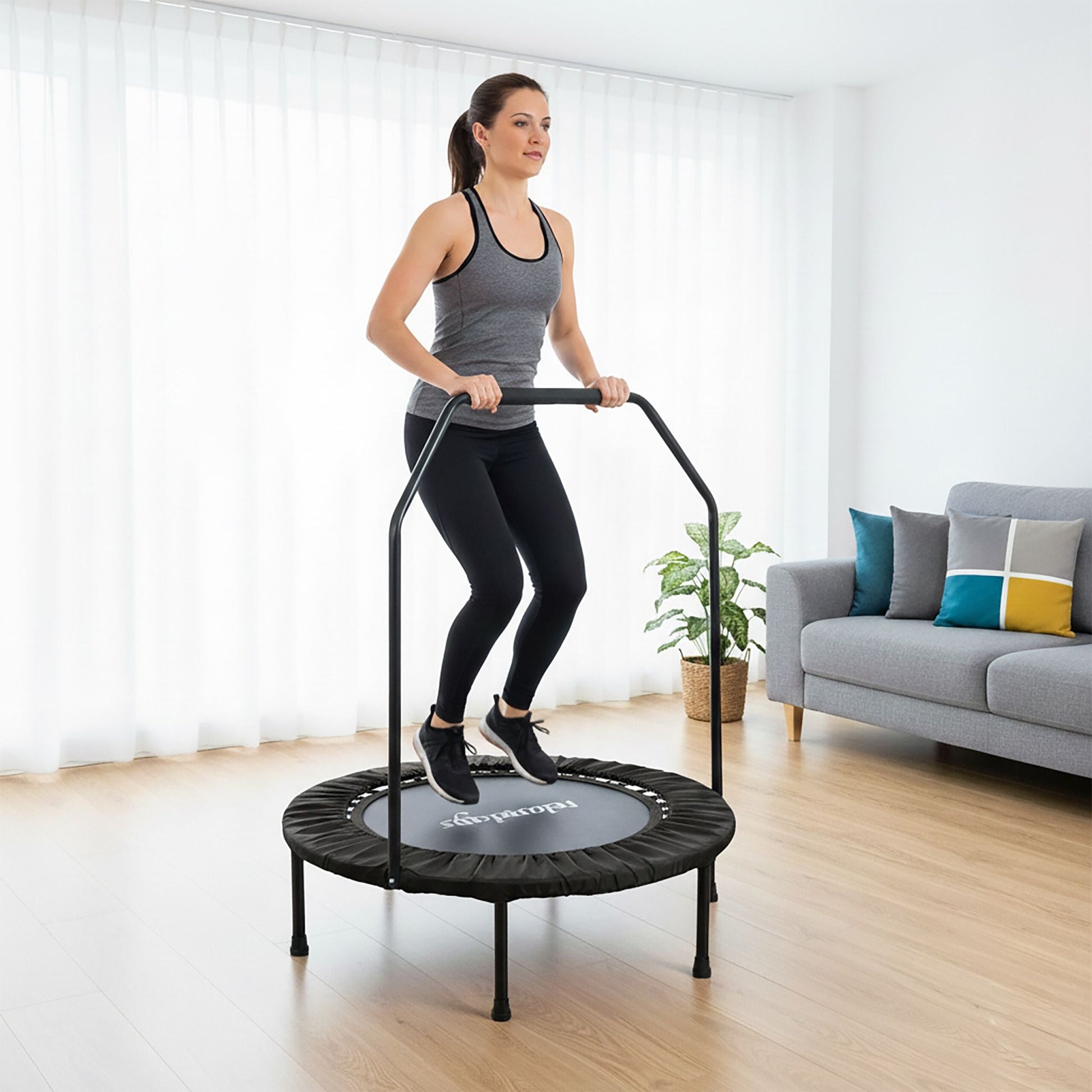 Trampolin mit Haltestange Ø 102cm Schwarz von Relaxdays