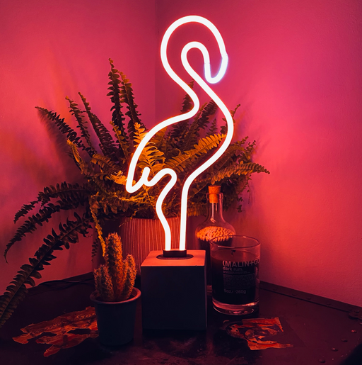 Glas Neon Tischlampe mit Betonsockel - Flamingo von Locomocean