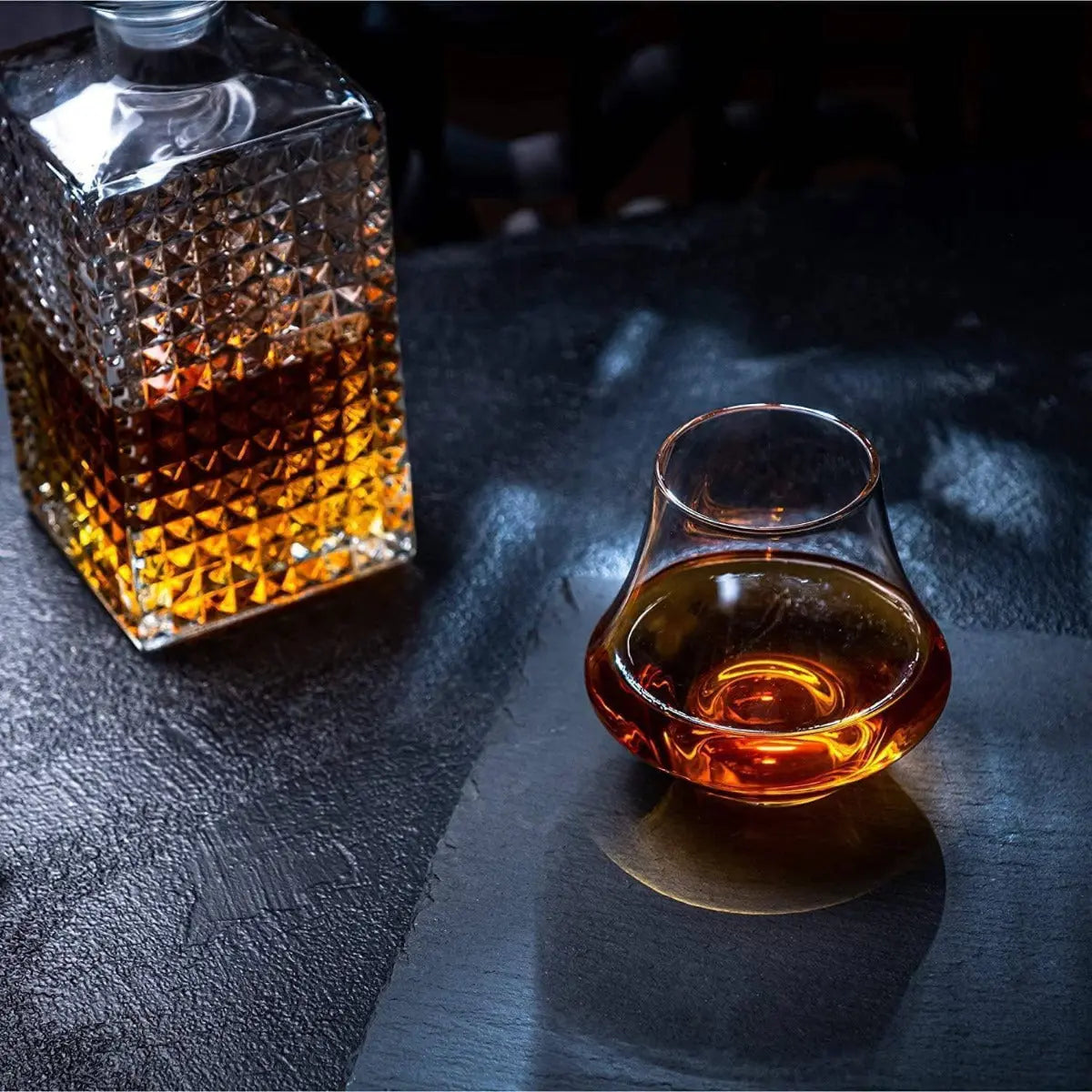 Nosing Whiskeyglas mit Kühlsteinen Geschenkset von ROCKS Whiskey Chilling Stones