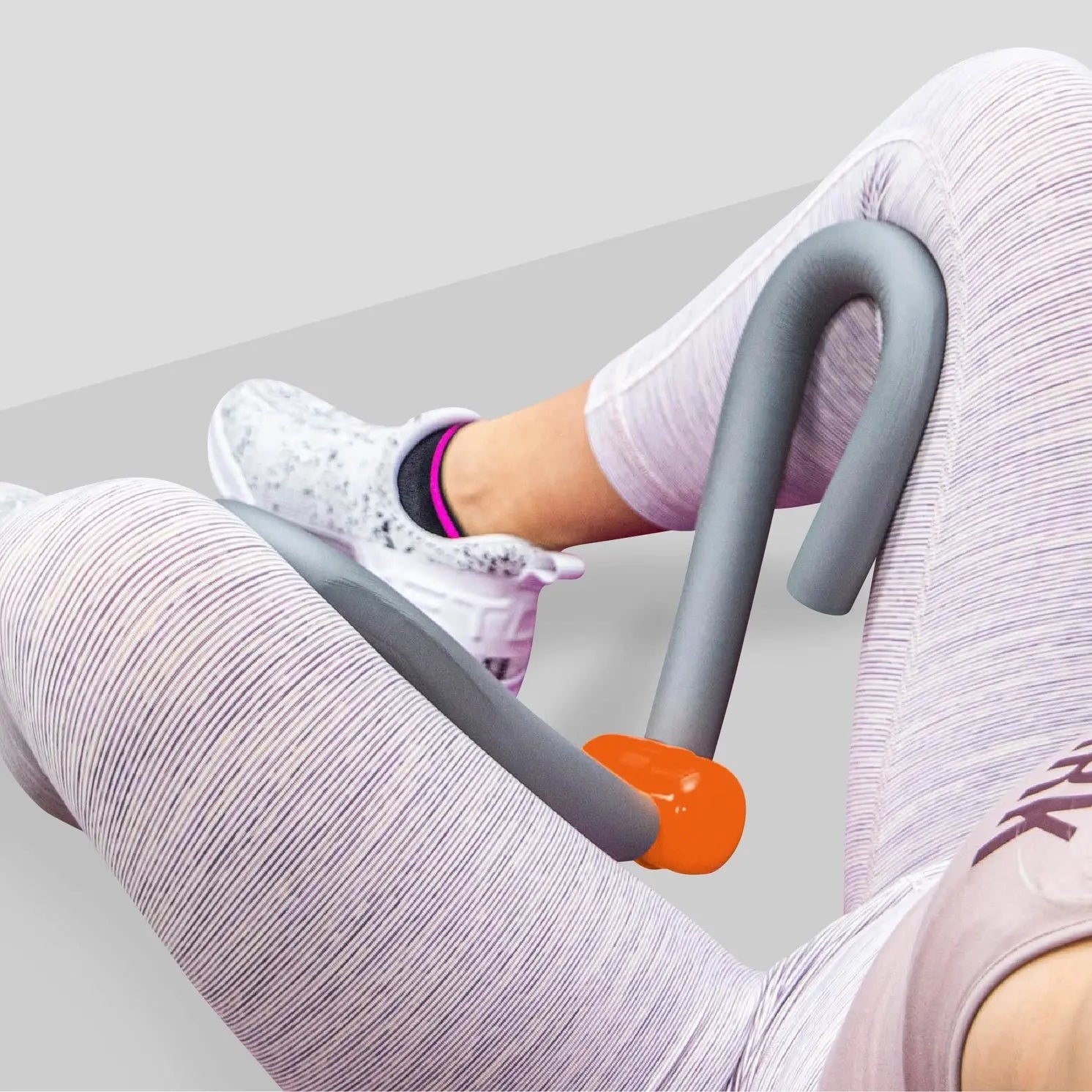 Oberschenkeltrainer Thigh Toner Grau-Orange von Phoenix Fitness