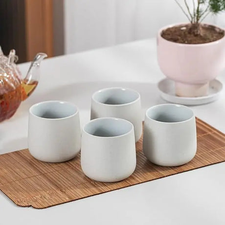 Japanische Teetassen hellgrau 4er Set von TEANAGOO