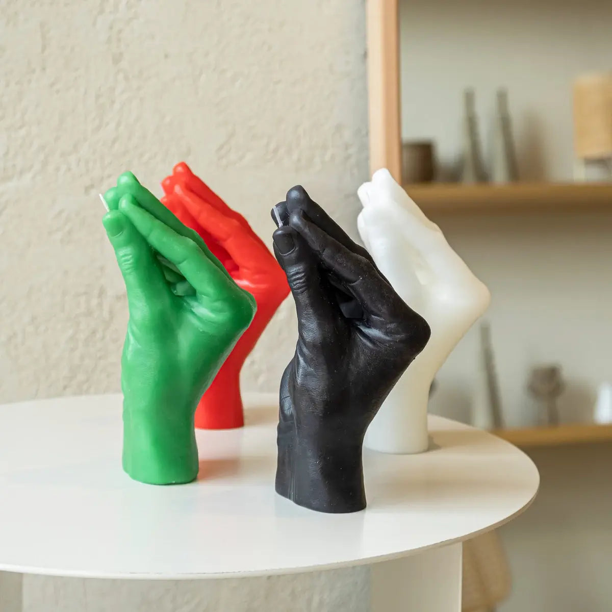 Italian Gesture Rot von Candle Hand