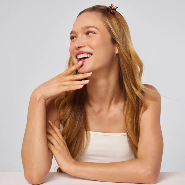 Mini Haarklammern Strass Kirsche 2er Set von Kitsch