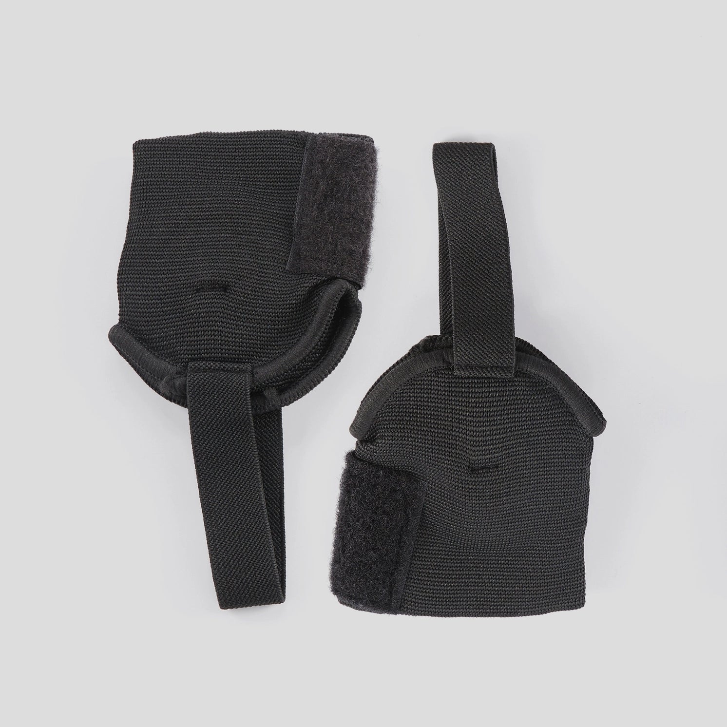 Schienbeinschoner Grösse M Schwarz von Phoenix Fitness
