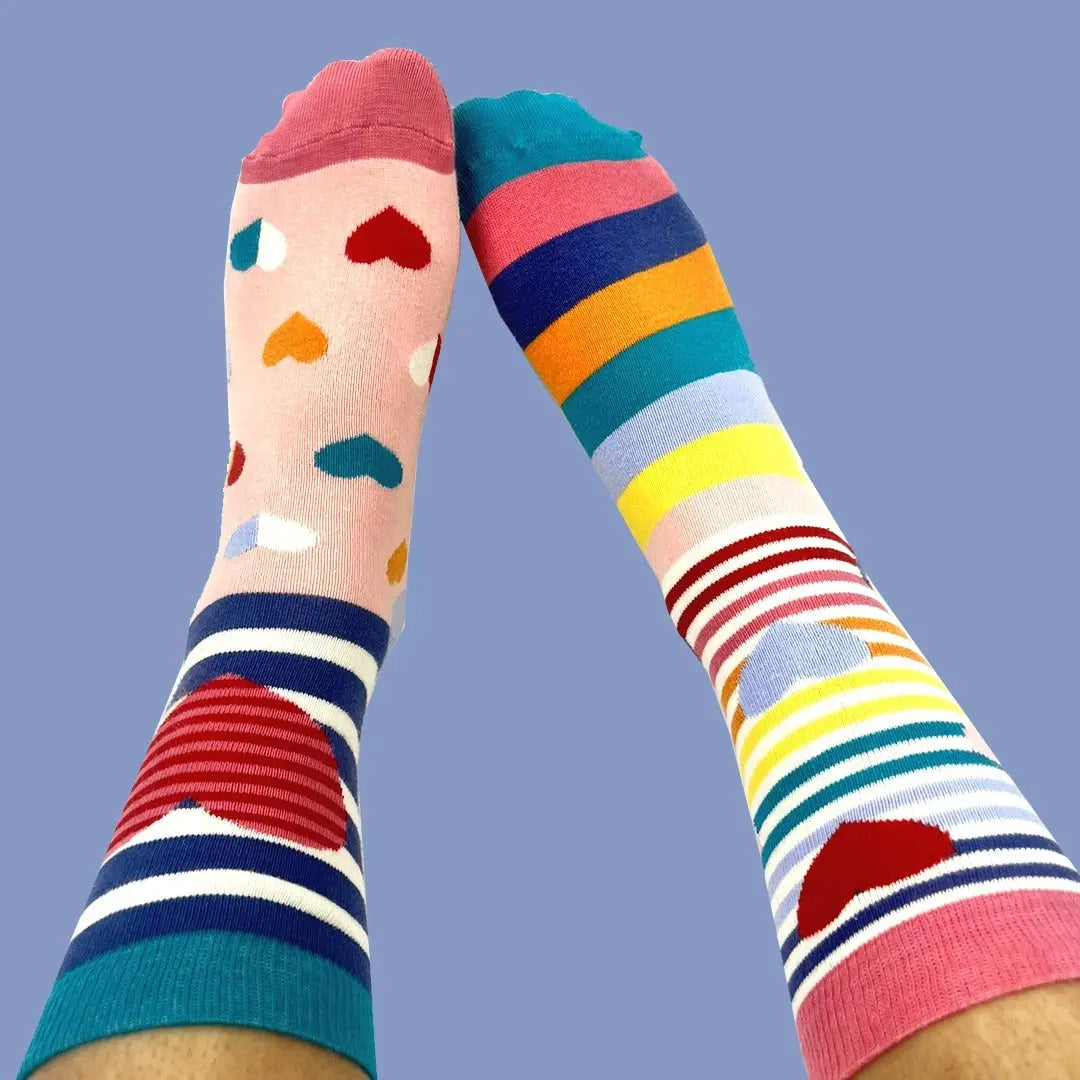 Einzelne Socken im 6er Pack, HEARD AND SOLE Bunte Herzen, Gr. 37-42, mit Geschenkbox von guteszeug.ch