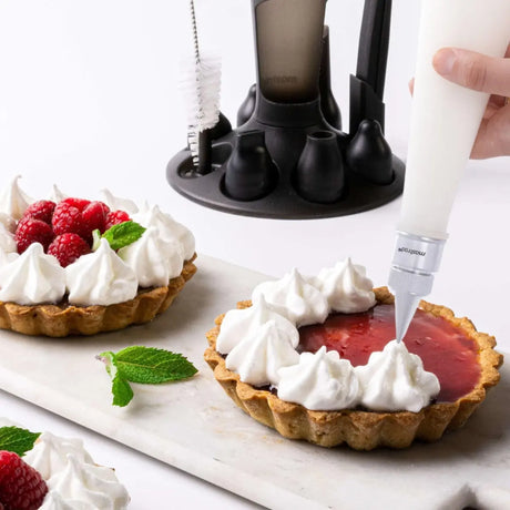 Spritzbeutel Set mit 12 Spritztüllen von Mastrad