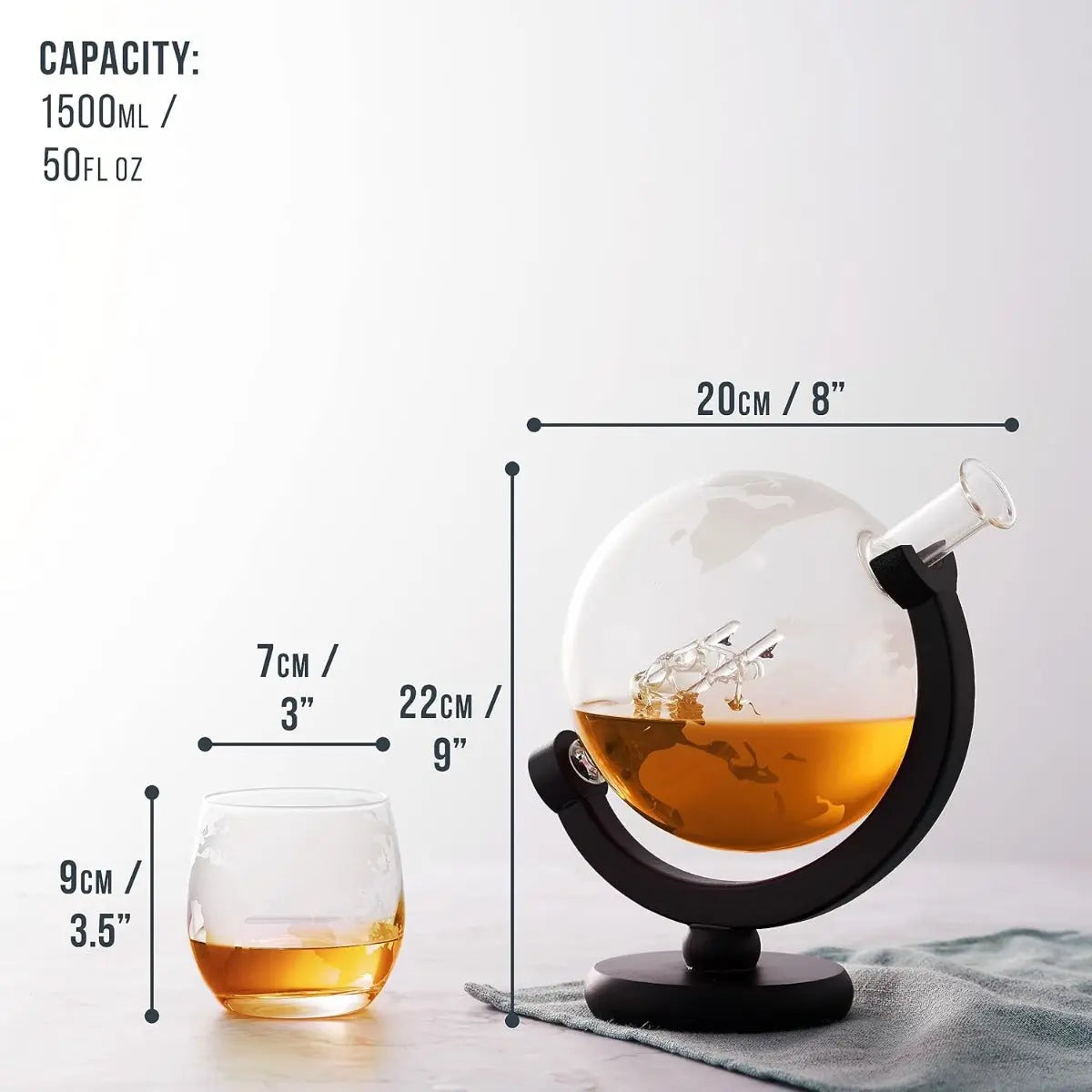 Whisky Gläser & Dekanter Globus von Oak & Steel