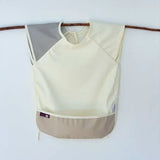 Vinklar Wasserdichte Schürze mit Tasche Nature von SKÅGFÄ