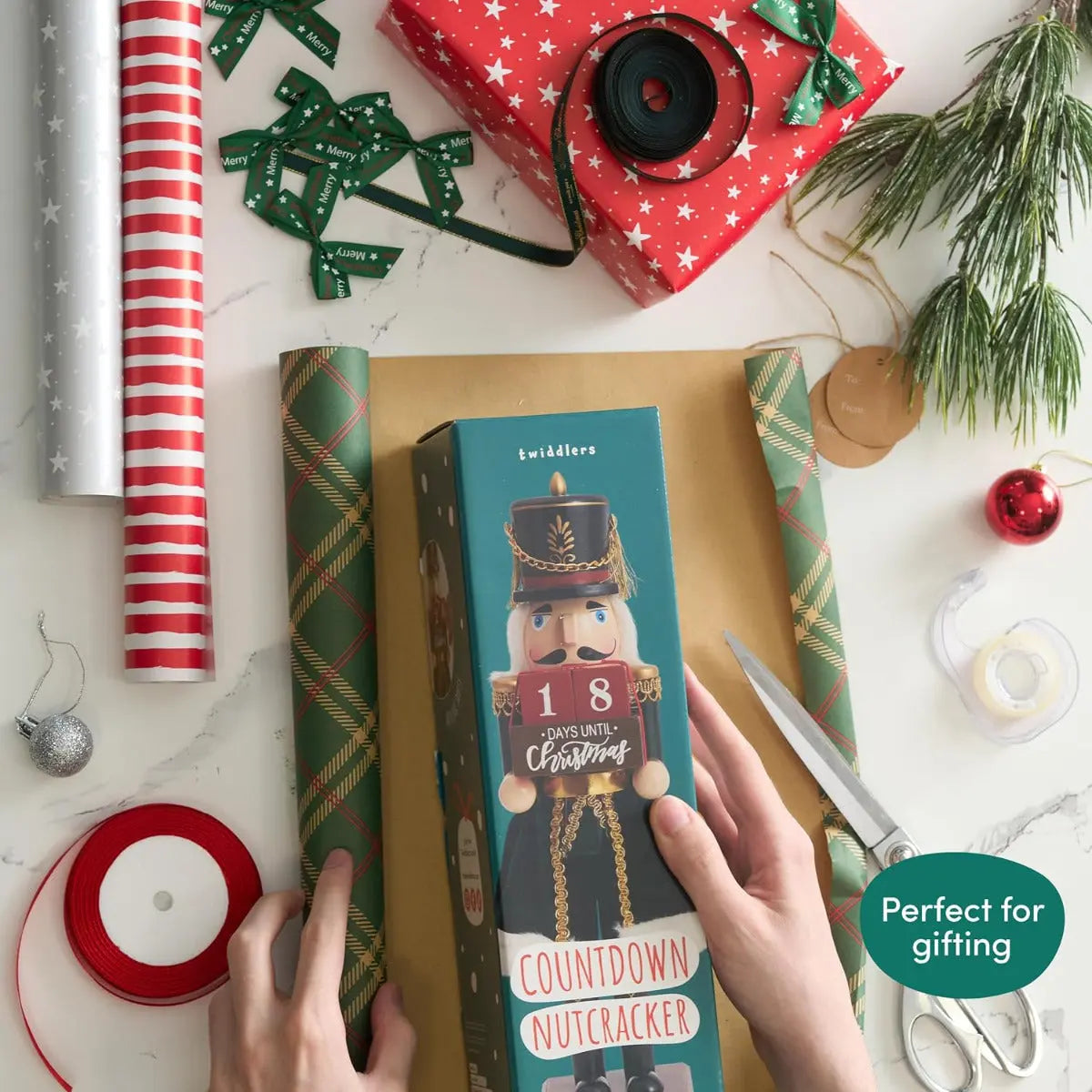 Weihnachts-Nussknacker Soldat Countdown 30cm von Twiddlers