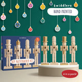 Weihnachts-Nussknacker Soldat Paint Your Own 4 Stück von Twiddlers