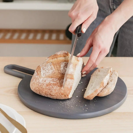 Servierbrett Eclipse Akazie medium grau von Uberstar