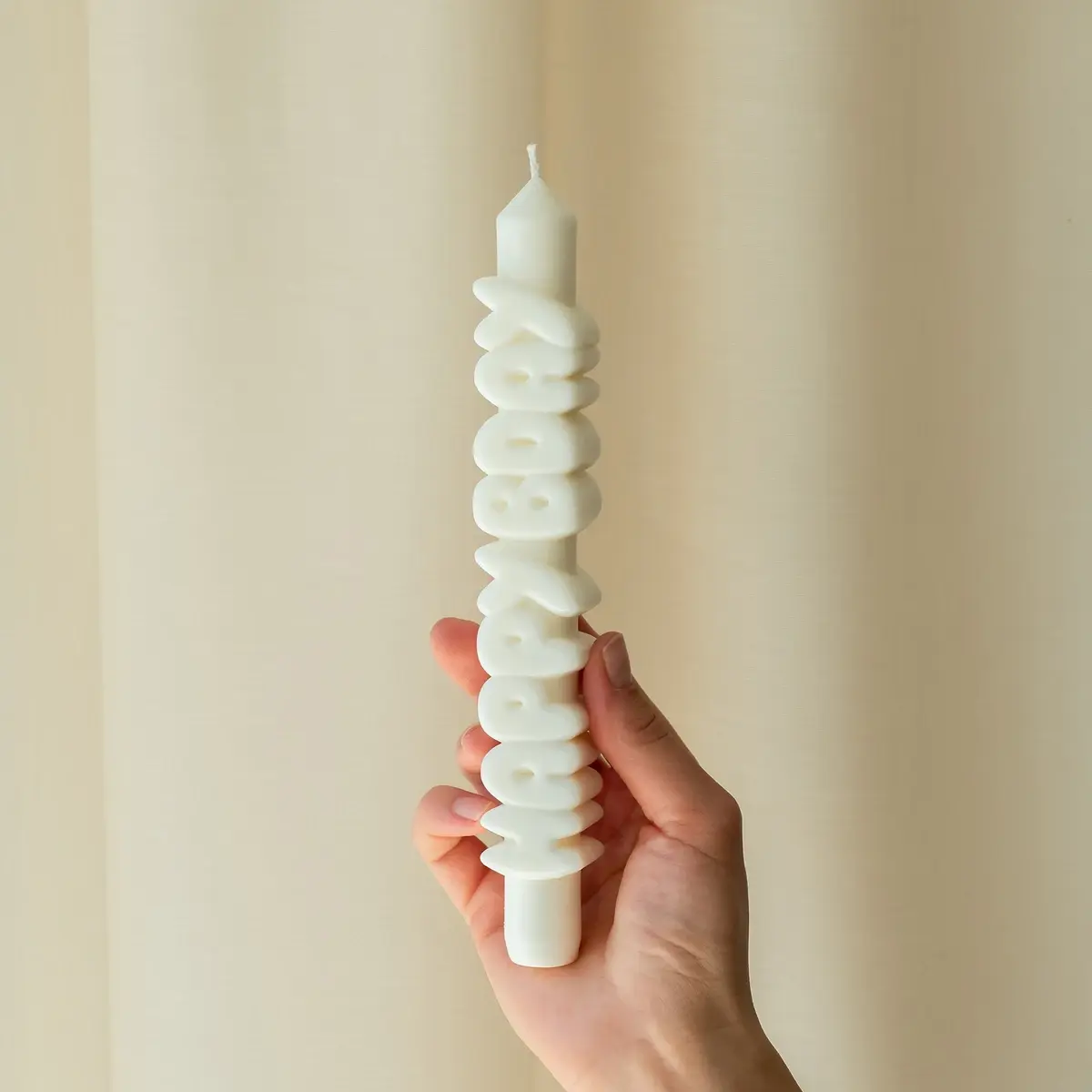 Kerze Taper candle HAPPY BDAY weiss von Taper Candles
