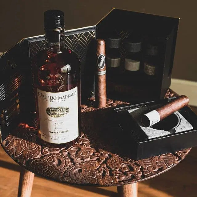 Geschenkset Zigarrenschneider mit Kühlsteinen und Aschenbecher von ROCKS Whiskey Chilling Stones
