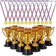 Spielzeug Medaillen & Pokal Trophäen 24 Stück von Twiddlers