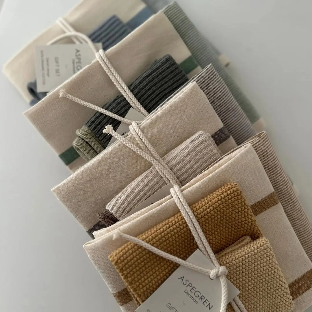 Geschirrtücher Geschenkset Bio-Baumwolle 4er-Set Sonnenblumensamen von Aspegren Denmark