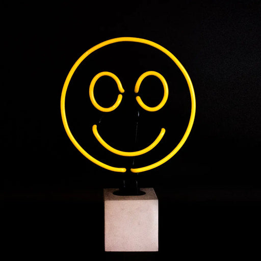 Glas Neon Tischlampe mit Betonsockel - Smiley von Locomocean
