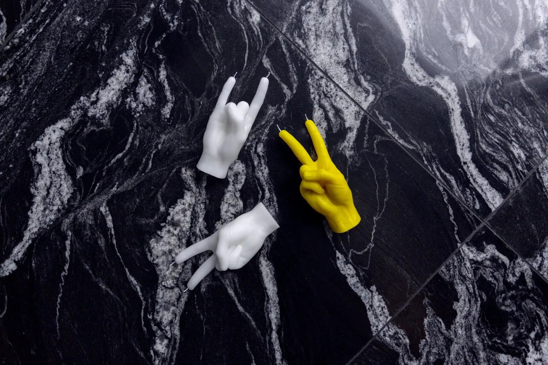 Victory Rot von Candle Hand