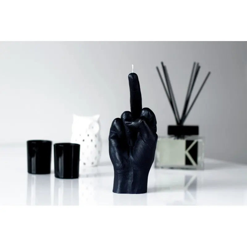 F*ck you Rot von Candle Hand