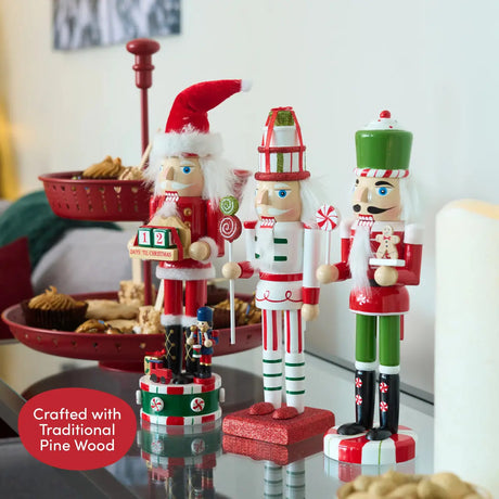 Weihnachts-Nussknacker Soldat 3er-Set 25cm von Twiddlers