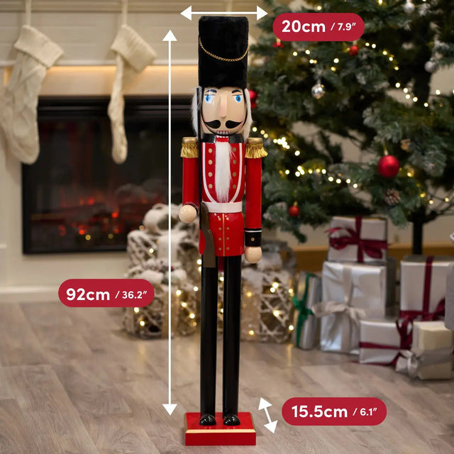 Weihnachts-Nussknacker Soldat Beefeater 90cm von Twiddlers