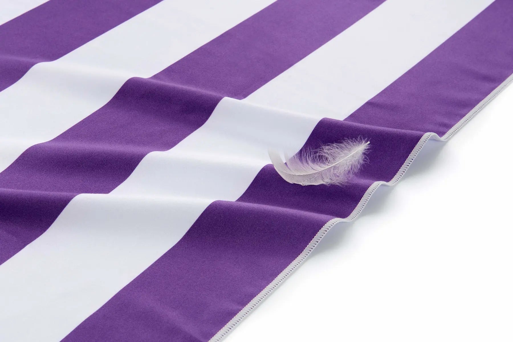 Strandtuch XXL Mikrofaser schnelltrocknendes Badetuch 200x90cm Violett - Weiss von Fit-Flip
