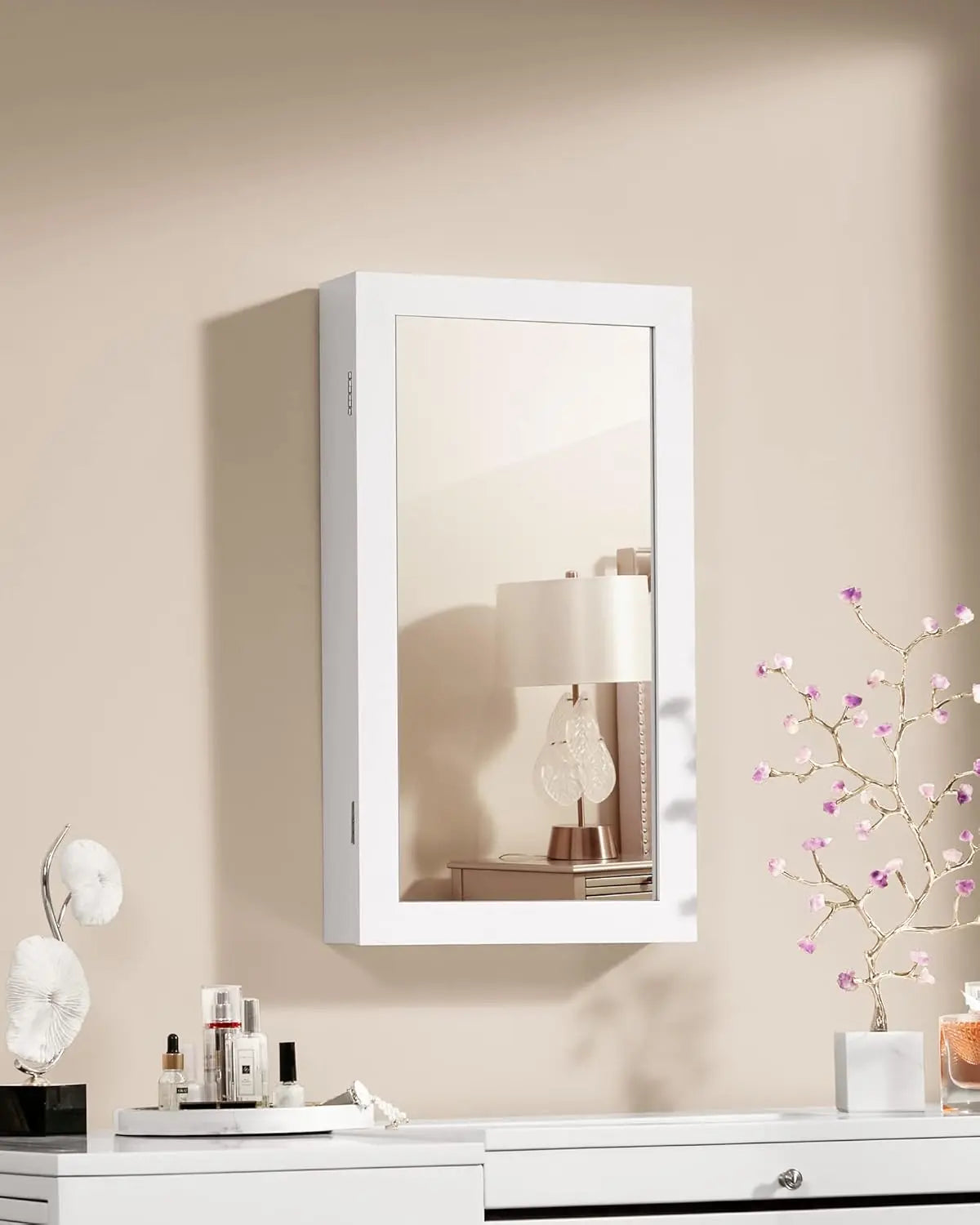 Schmuckschrank Spiegelschrank Hängeschrank abschliessbar Weiss-Schwarz von Songmics