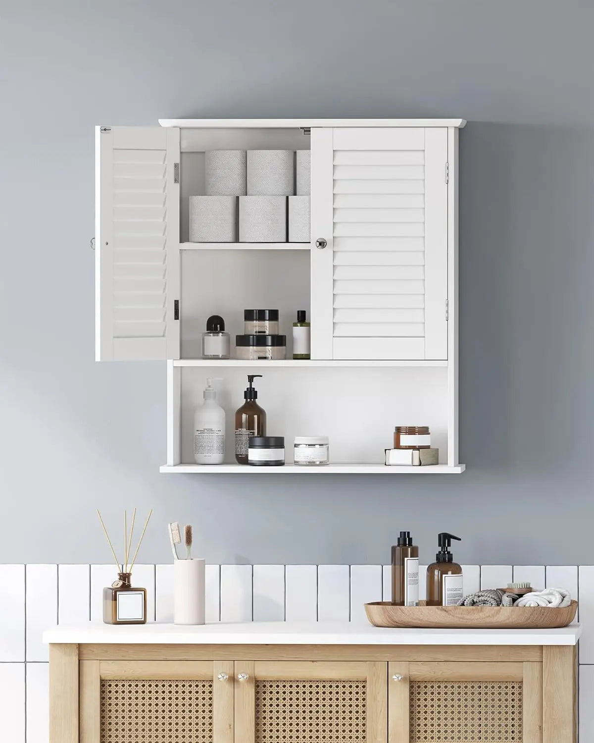 Badezimmerschrank mit Lamellentüren, weiss von Songmics
