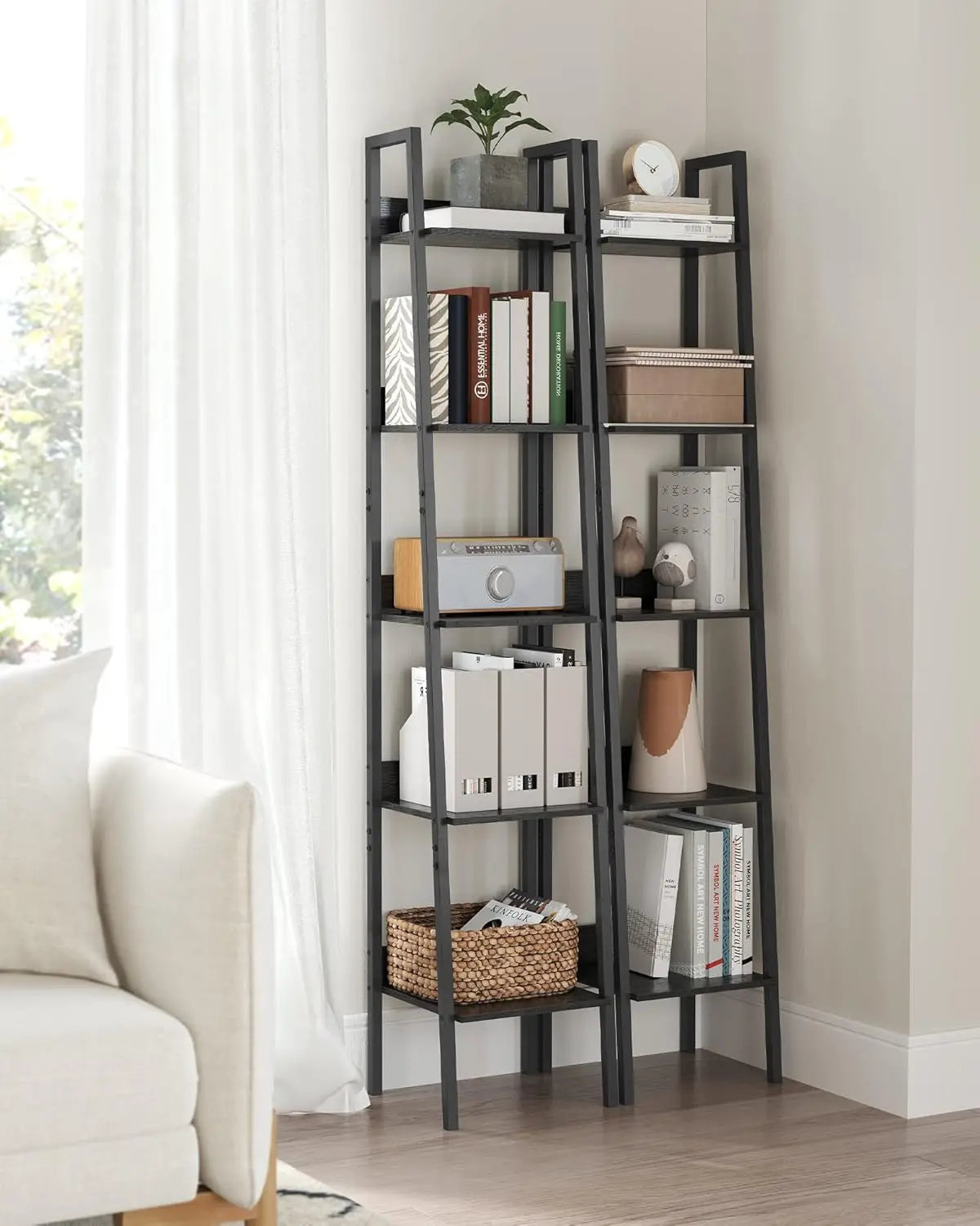 Bücherregal Leiterregal 5 Ebenen Schwarz von Songmics