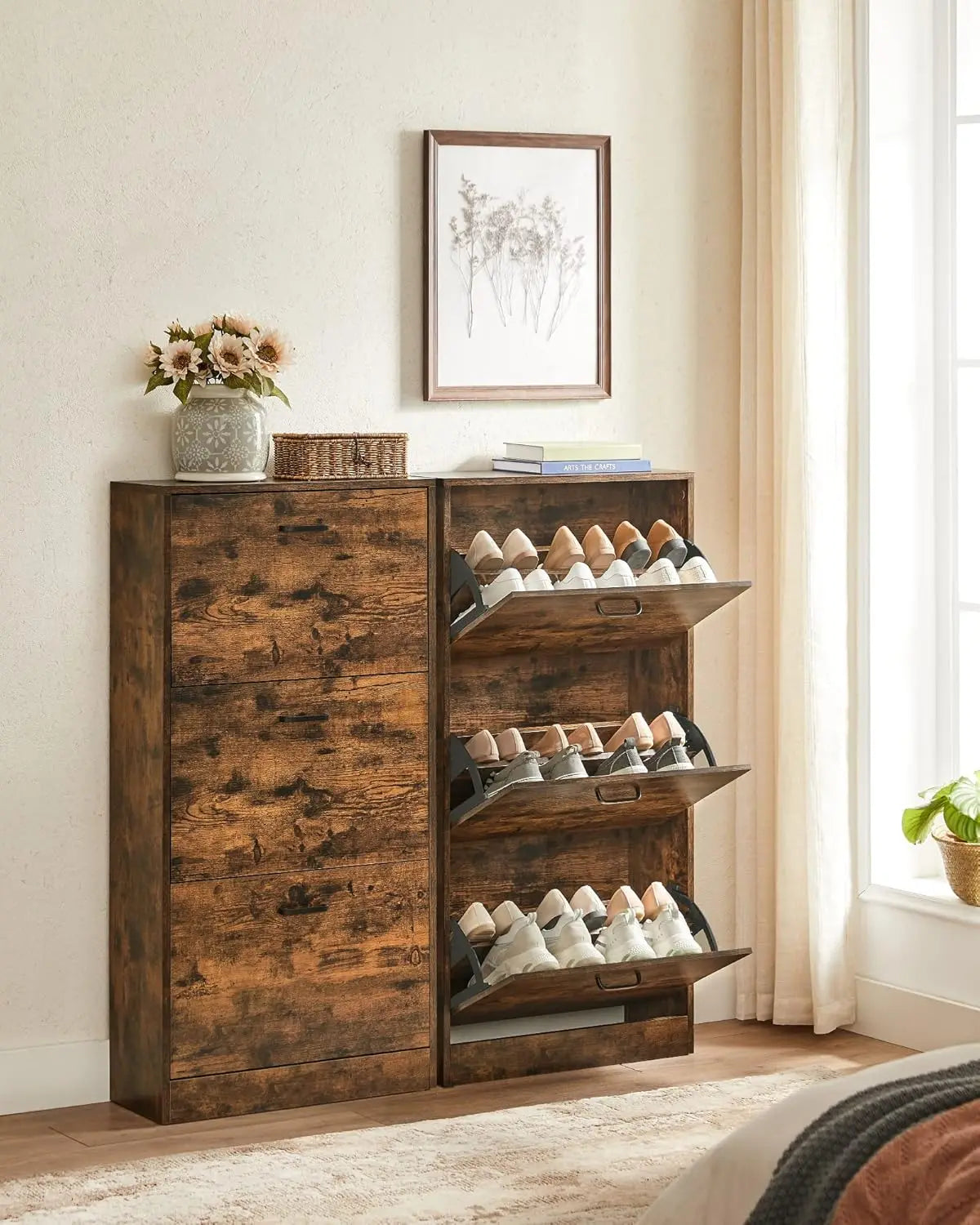 Schuhschrank 3 Türen schmal rustikal Holz von Songmics