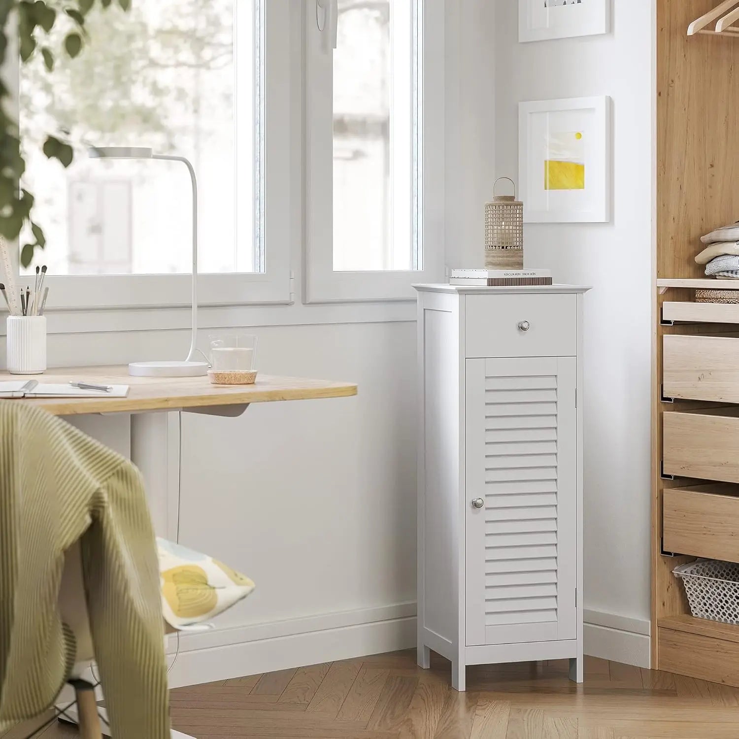 Badezimmerschrank mit Schublade Lamellentür Weiss von Songmics