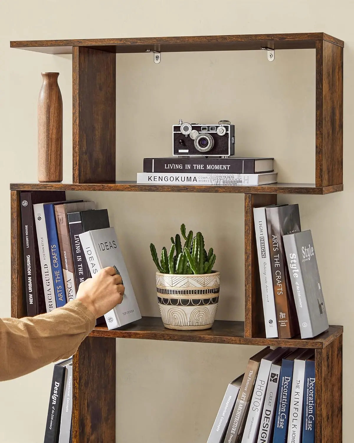 Bücherregal mit 6 Ebenen vintagebraun von guteszeug.ch