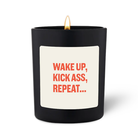 Duftkerze Schwarz Woody Wake up, kick ass, repeat von ChattyCandles