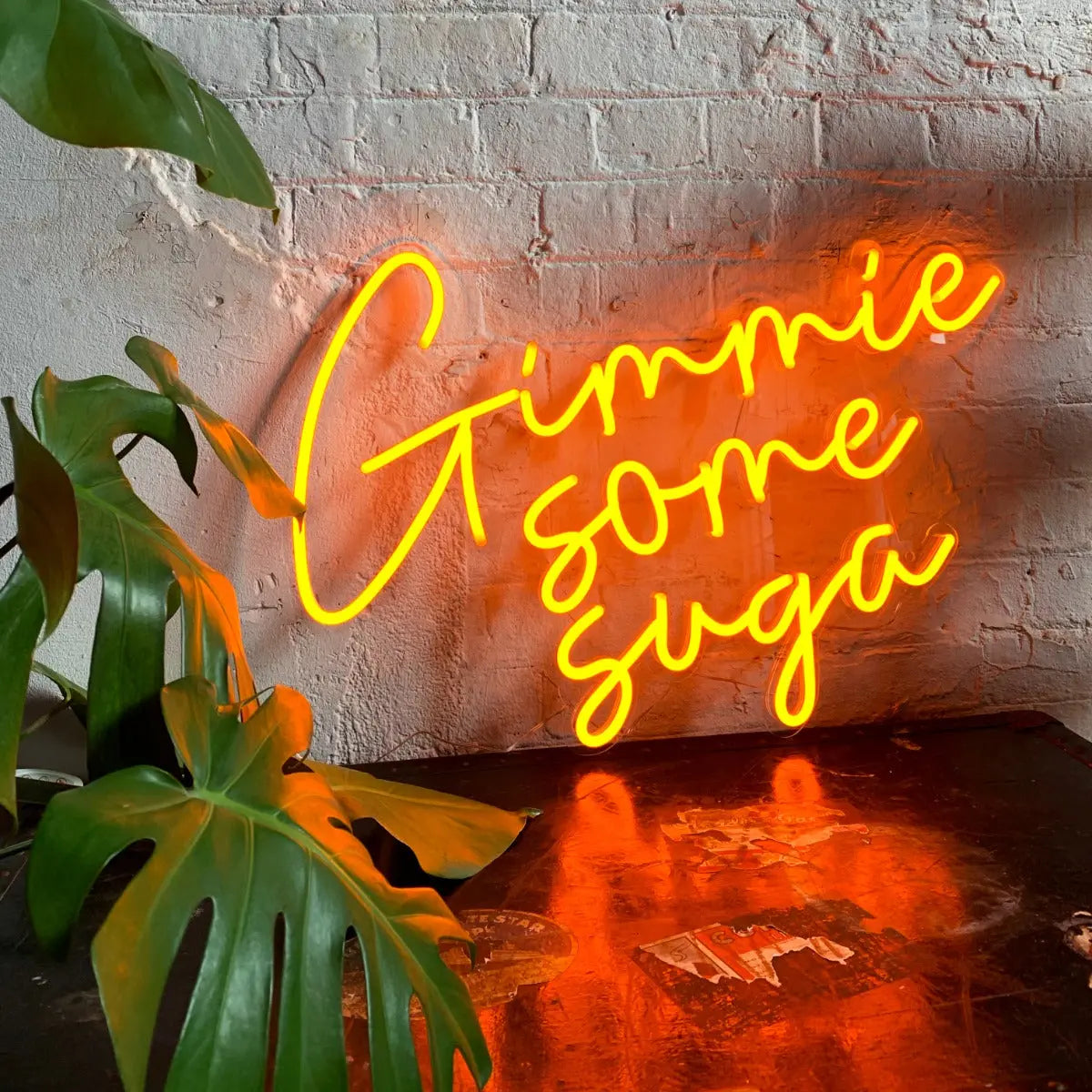 LED Wandneon - Gimmie Some Suga von Locomocean