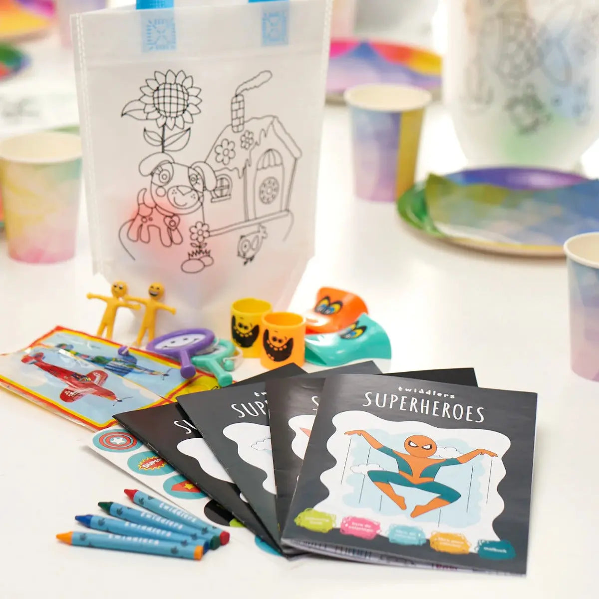 Malbuch Mini Superhero 12 Stück von Twiddlers