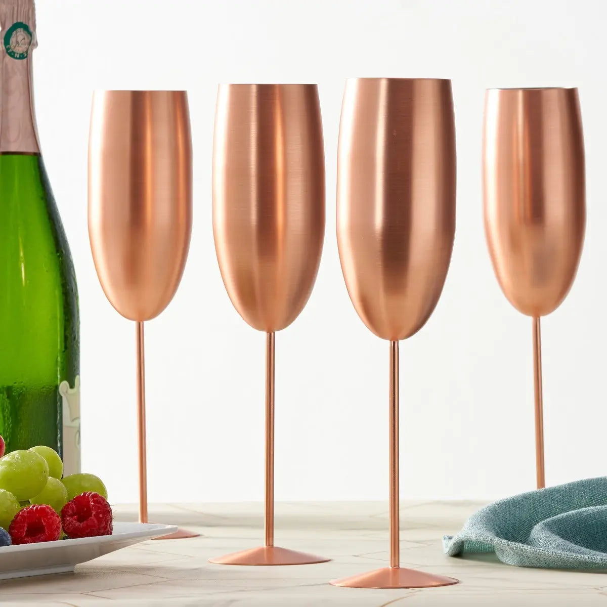 Edelstahl Sektgläser Flute Roségold Matt 4er-Set von Oak & Steel