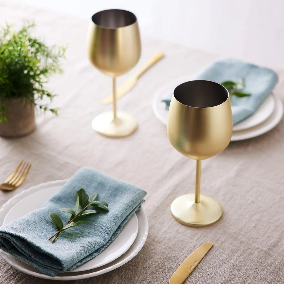 Edelstahl Weingläser Gold Matt 4er-Set von Oak & Steel