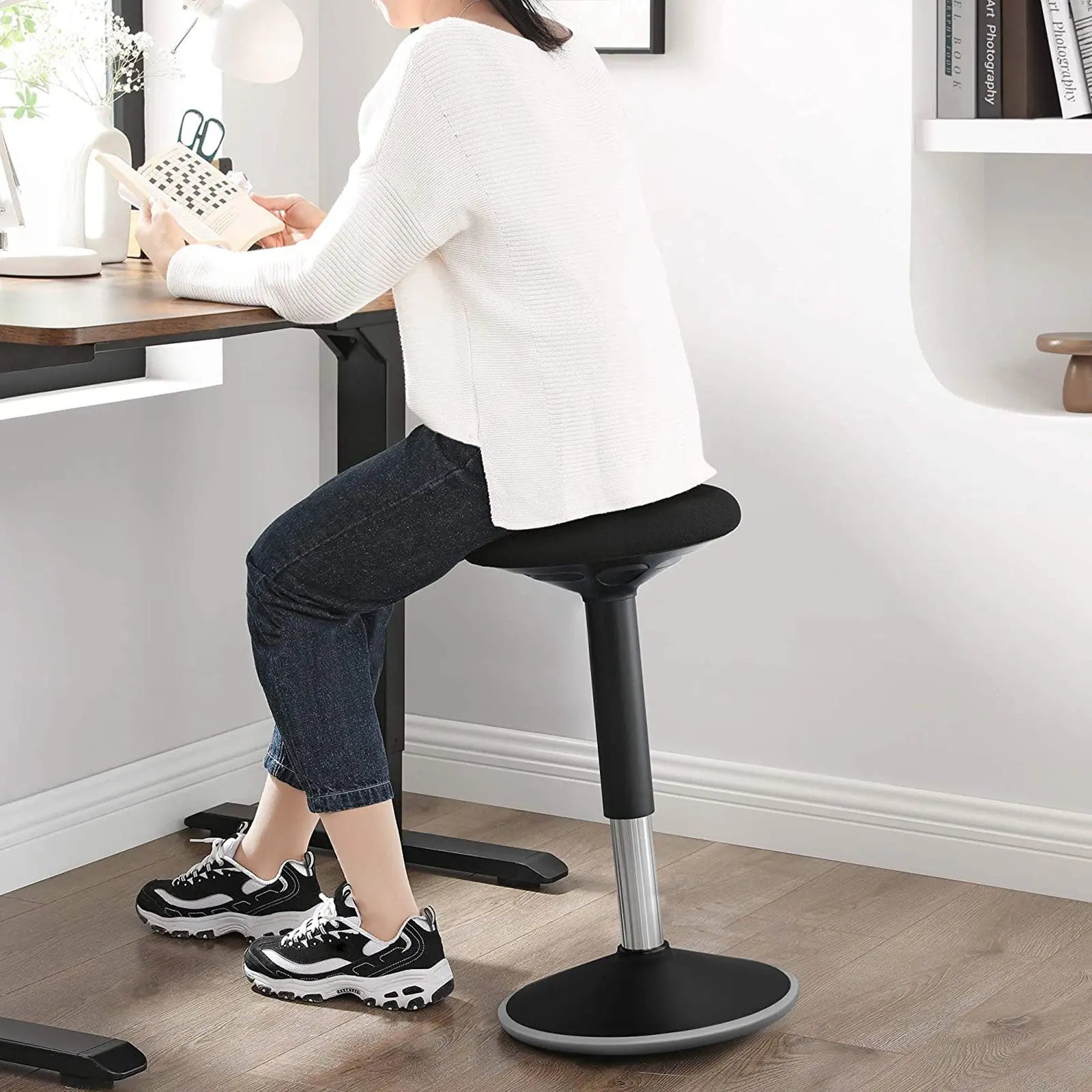 Ergonomischer Sitzhocker höhenverstellbar schwarz Stoff von Songmics