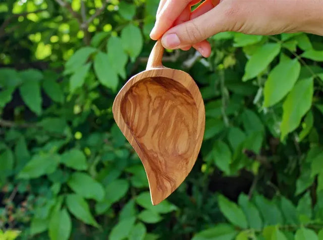 Seifenschale aus Olivenholz Blatt von Unicorn