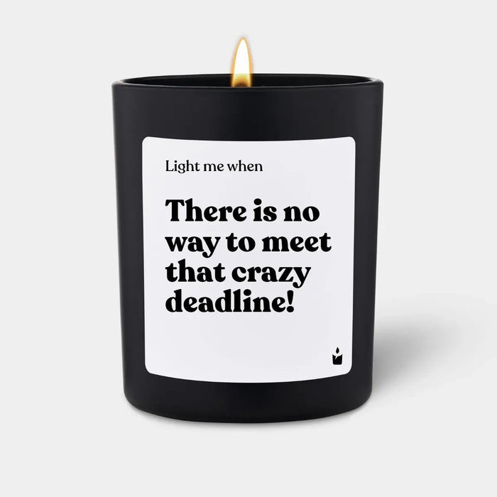 Duftkerze Woody There is no way to meet that crazy deadline! von ChattyCandles