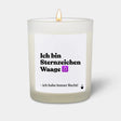 Duftkerze Weiss Woody Ich bin Sternzeichen Waage - ich habe immer Recht! von ChattyCandles