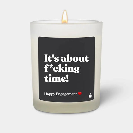 Duftkerze Weiss Woody It's about f*cking time! Happy Engagement von ChattyCandles