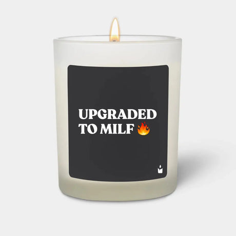 Duftkerze Weiss Flowery Upgraded to MILF von ChattyCandles