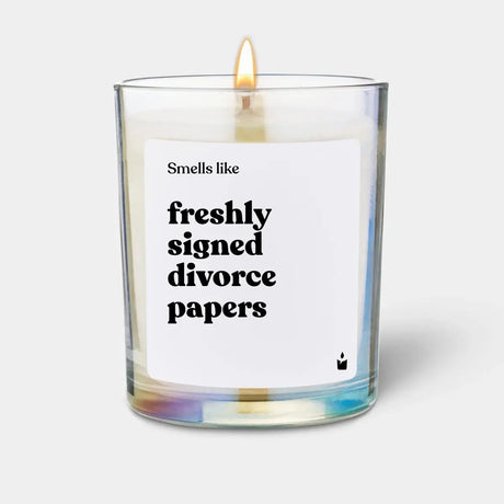 Duftkerze Rainbow Woody Smells like freshly signed divorce papers von ChattyCandles