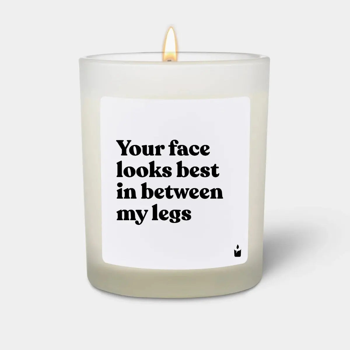 Duftkerze Weiss Woody Your face looks best in between my legs von ChattyCandles