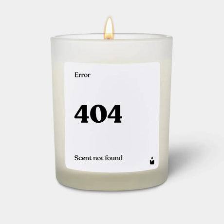 Duftkerze Weiss Woody Error 404 Scent not found von ChattyCandles