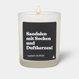 Duftkerze Weiss Woody Sandalen mit Socken und Duftkerzen! Typisch Alman von ChattyCandles