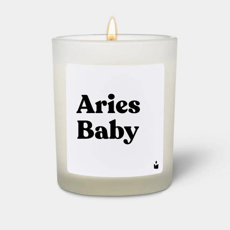 Duftkerze Weiss Flowery Aries Baby von ChattyCandles
