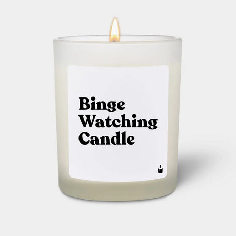 Duftkerze Weiss Woody Binge Watching Candle von ChattyCandles