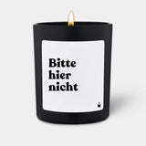 Duftkerze Schwarz Flowery Bitte hier nicht von ChattyCandles